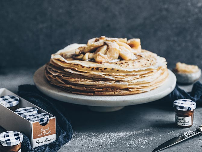 Gateau De Crepes Pommes Caramelisees Et Caramel A La Vanille Bonne Maman Bonne Maman